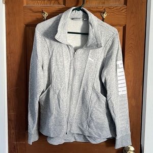 Women’s puma zip up sweatshirt